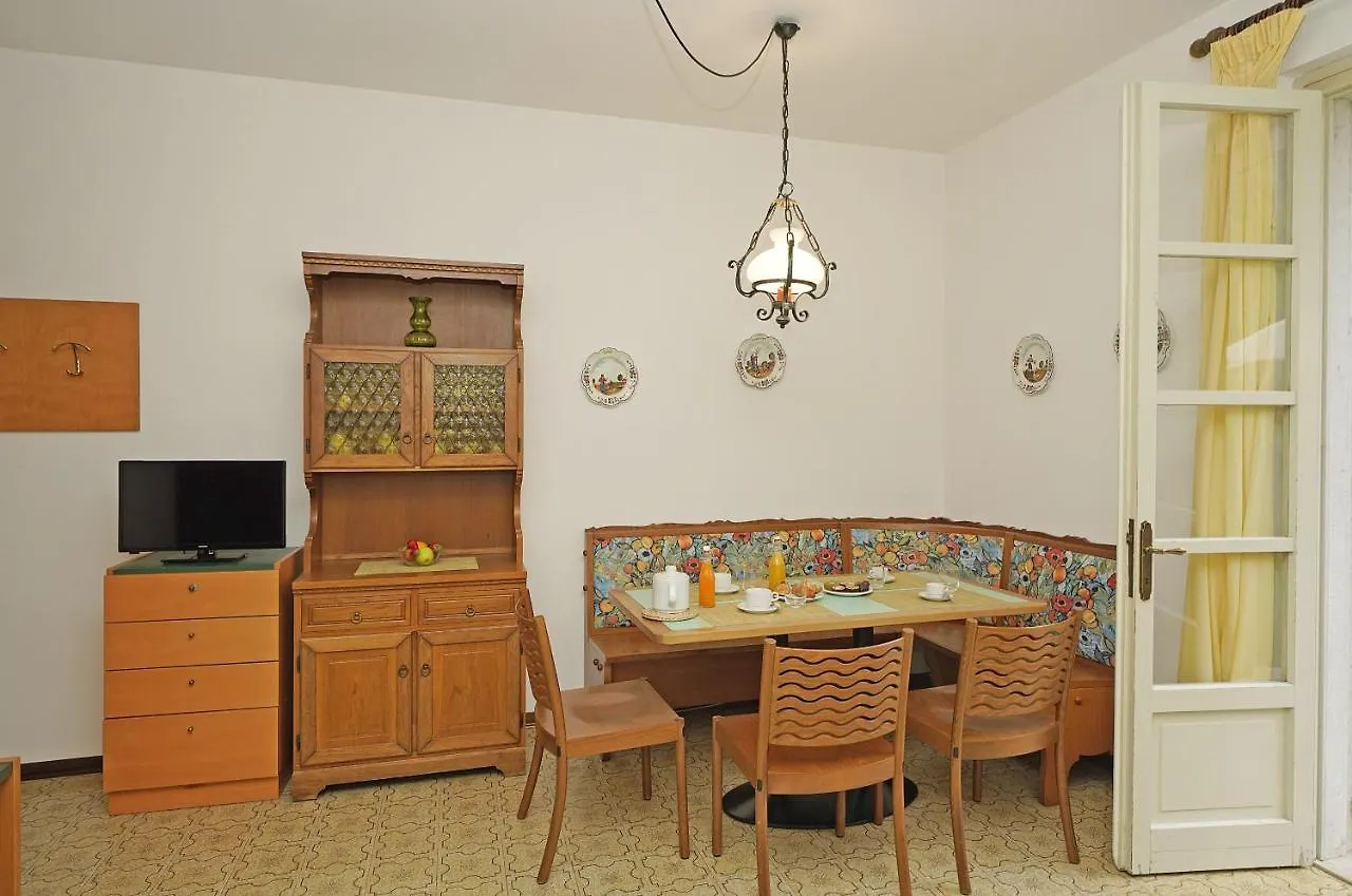Residence Arca 2*, Bardolino Italy