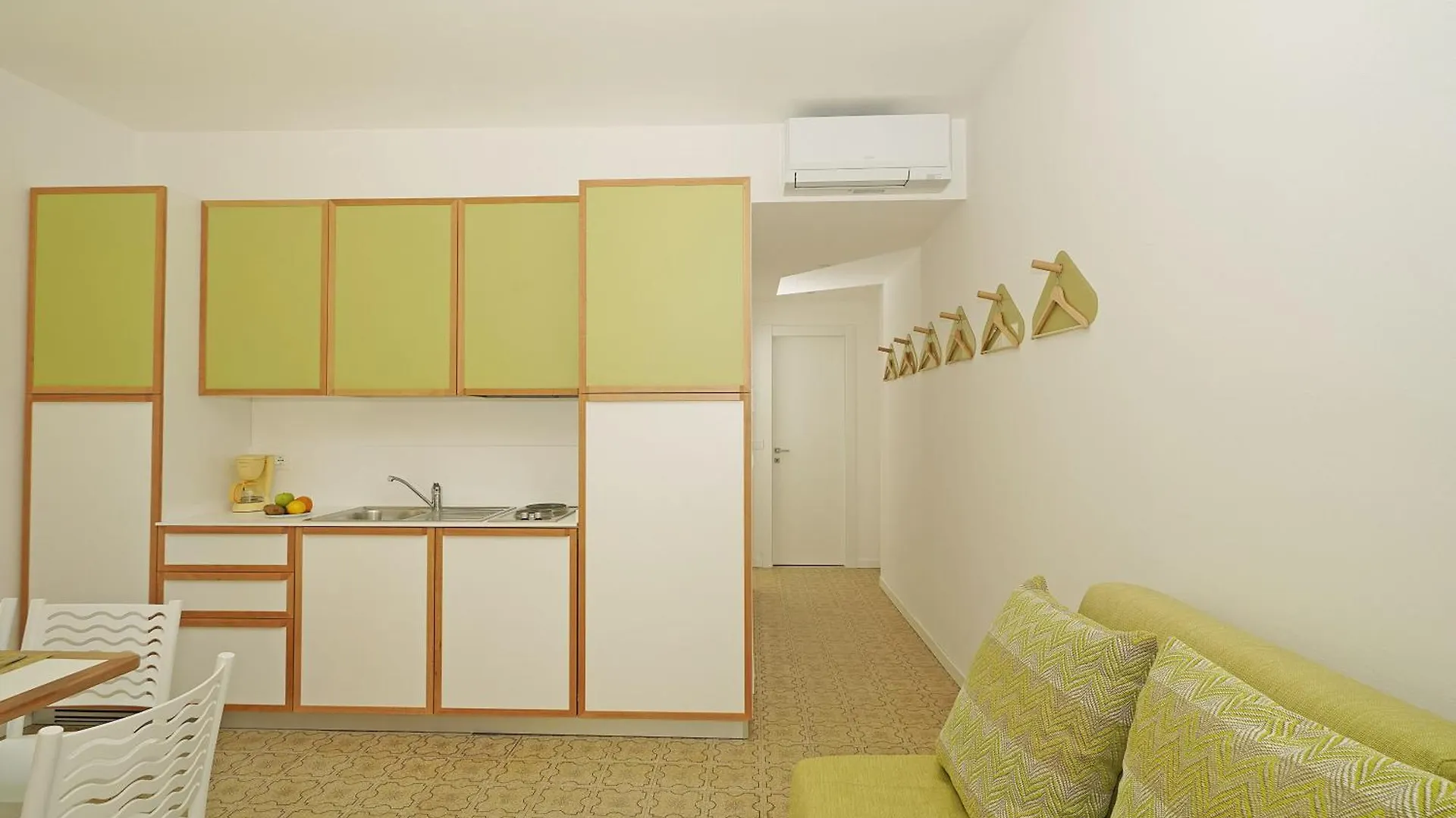 Residence Arca 2*, Bardolino Italy